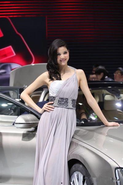 国产最美车模视频直播,视觉盛宴一触即发