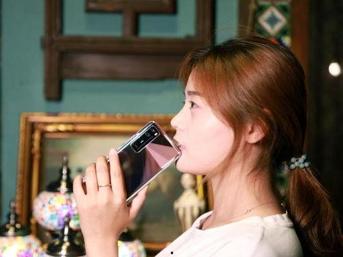 国产自拍高颜值视频,高颜值视频的魅力瞬间